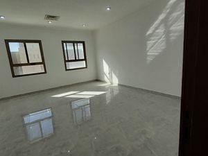 Apartment for sale in Hawalli, Block 6, Al-Muthanna Street 