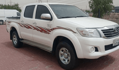 Toyota Hilux model 2014 for sale