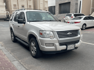 Ford Explorer 2010 very clean for sale