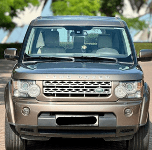 The 2013 Discovery LR4 V8 is available for sale